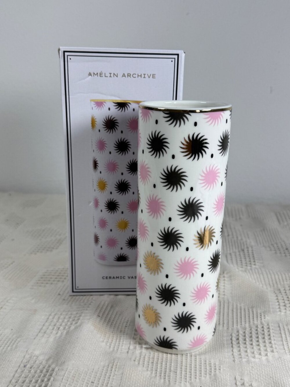 Amélin Archive La Fonda Del Sol Ceramic Vase w Gold & Pink Sunburst Design NIB